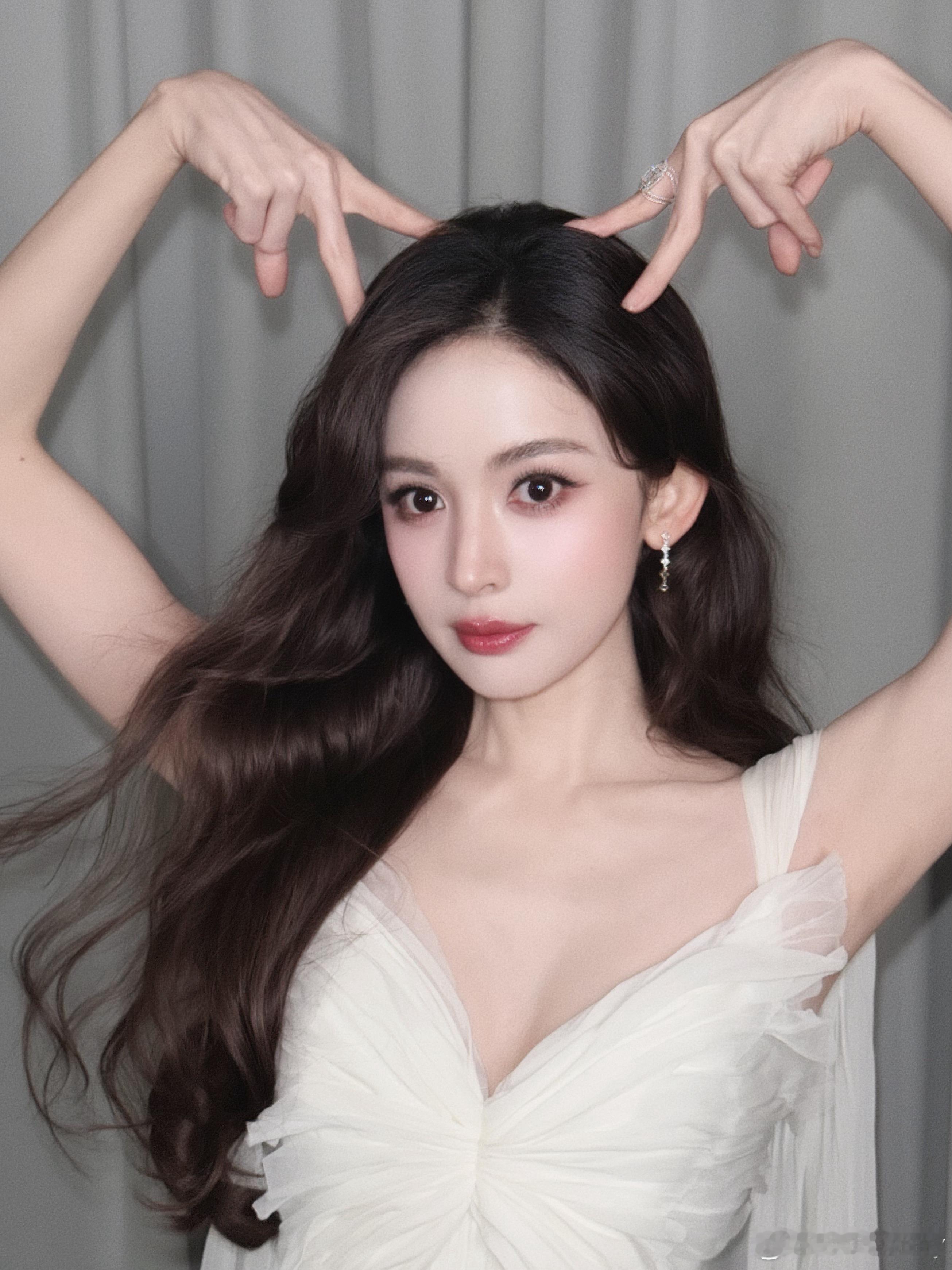 我镜头里的娜扎✨娜扎春日仙子妆美丽觉醒计划大师出妆 💄杨单杨单随手拍