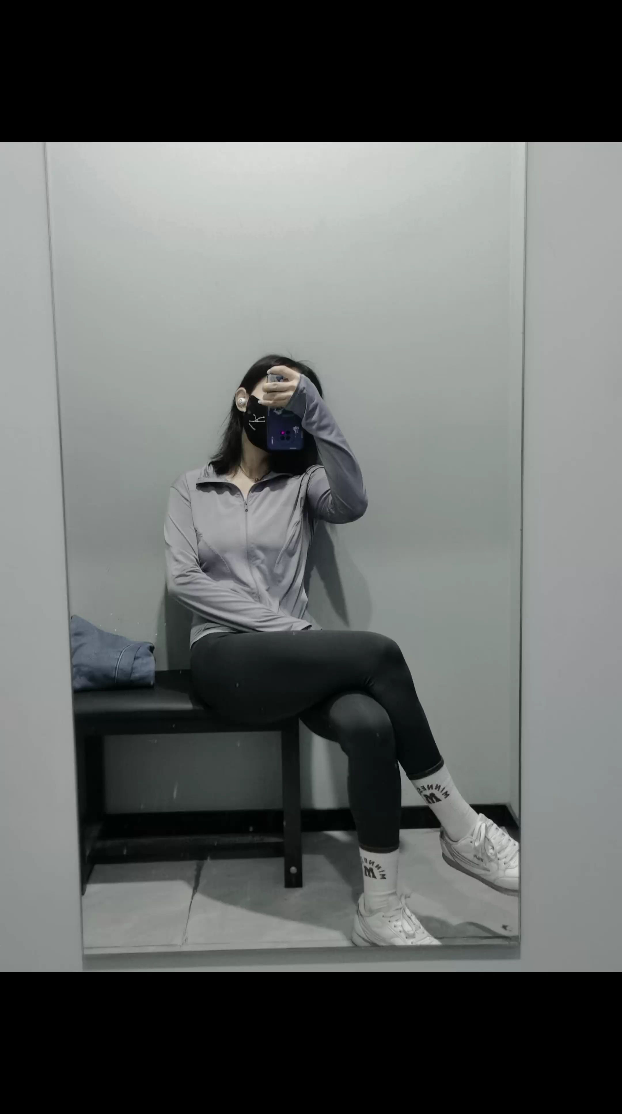 “我一身缺点也比你一身戏强 至少我不靠嚼舌根刷存在感 你搬弄是非的样子...