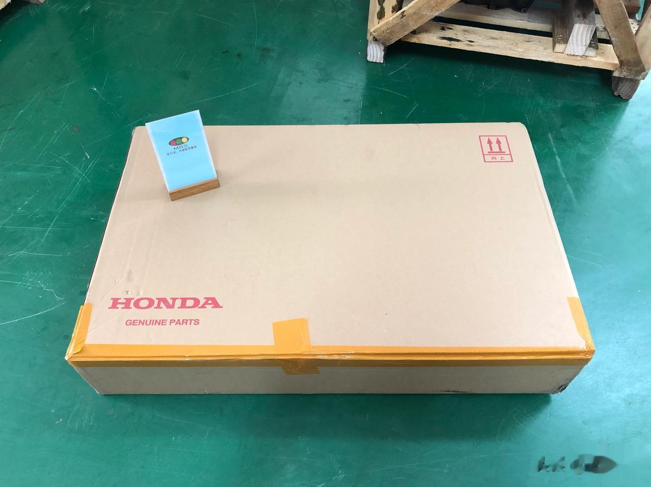 给客户订回一块座椅海绵，思铂睿的
300来块钱一块
说出来可能都没人相信，座椅海