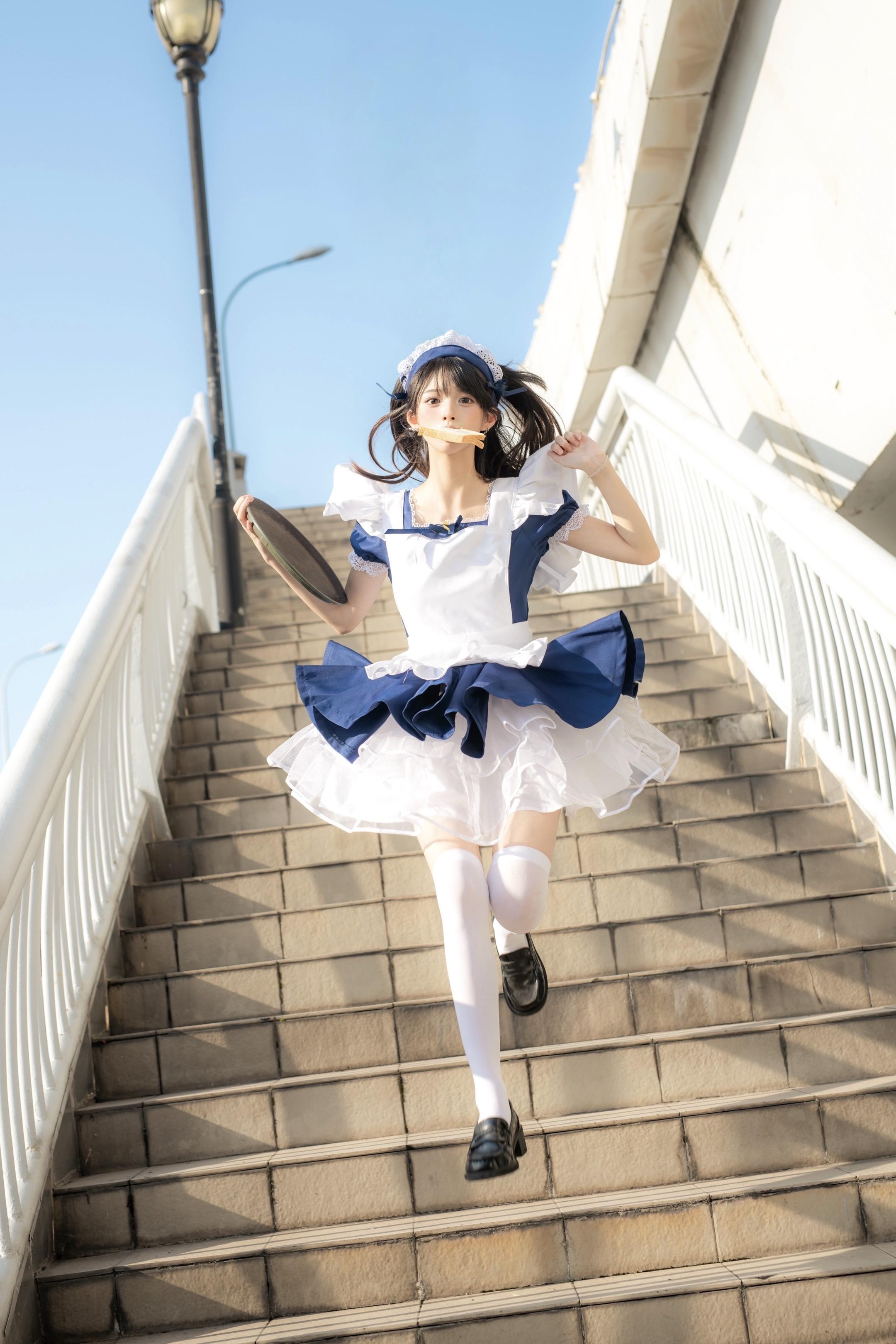 秋叶原女仆通勤中！