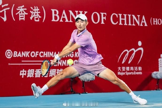 商竣程击败马洛桑  商竣程晋级四强 商竣程延续着良好的竞技状态，在先丢一局的情况