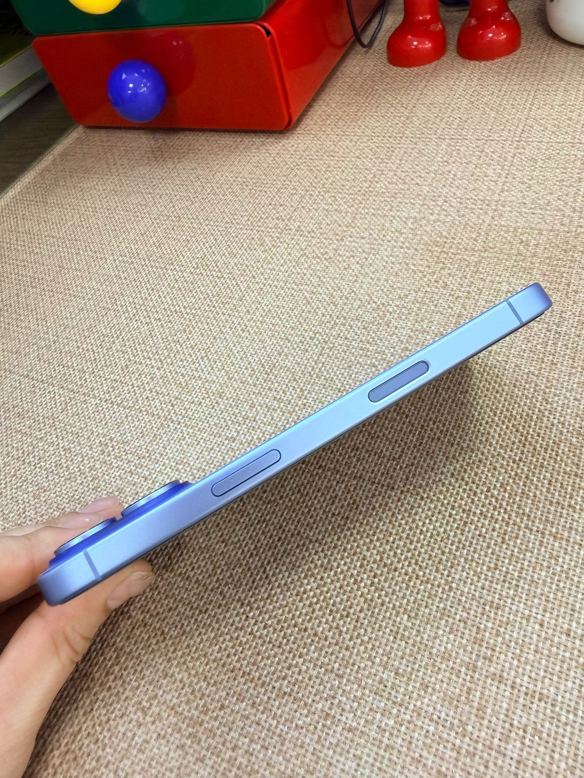 精品二手机苹果17 256G蓝7月2日激活，充电10次电池效率100%，99新?