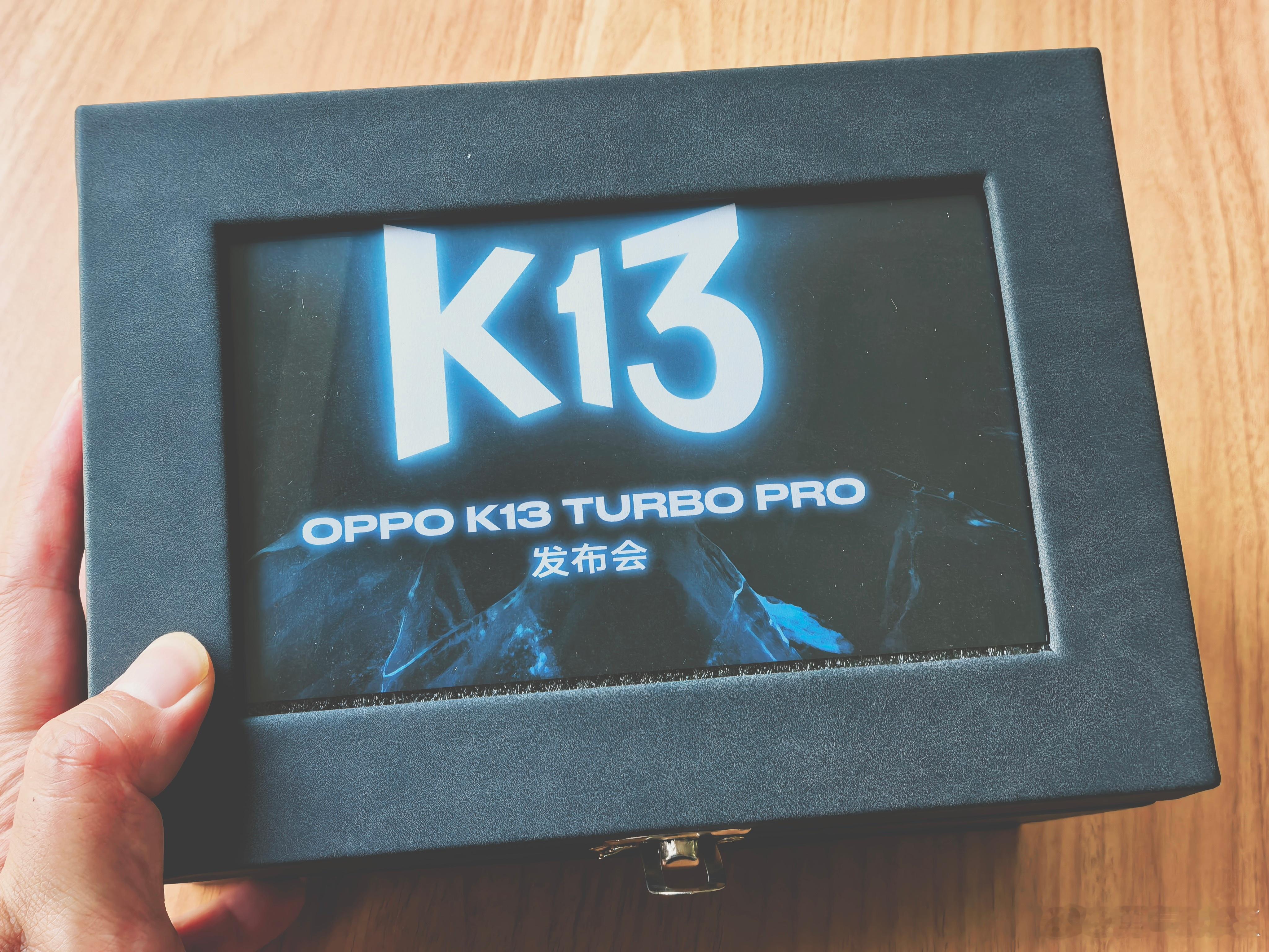 OPPO K13 Turbo 系列 这波发布会邀请函玩很大！拆开居然藏着个3D打