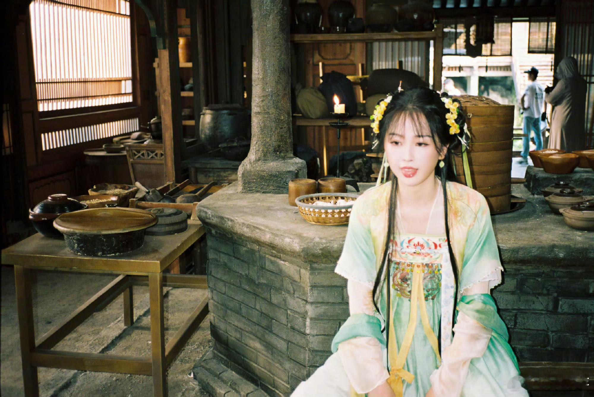 永夜星河好多美女啊  《永夜星河》美女盛宴来袭！虞书欣凌妙妙俏皮可爱，祝绪丹慕瑶