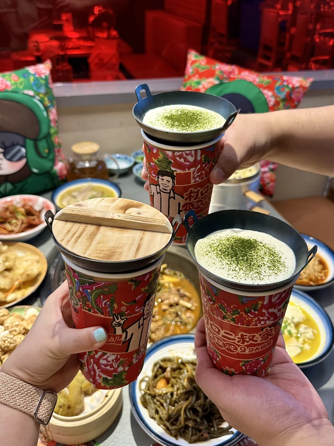 WOO！沈阳还是太颠了！！喝到了铁锅炖绿茶！！