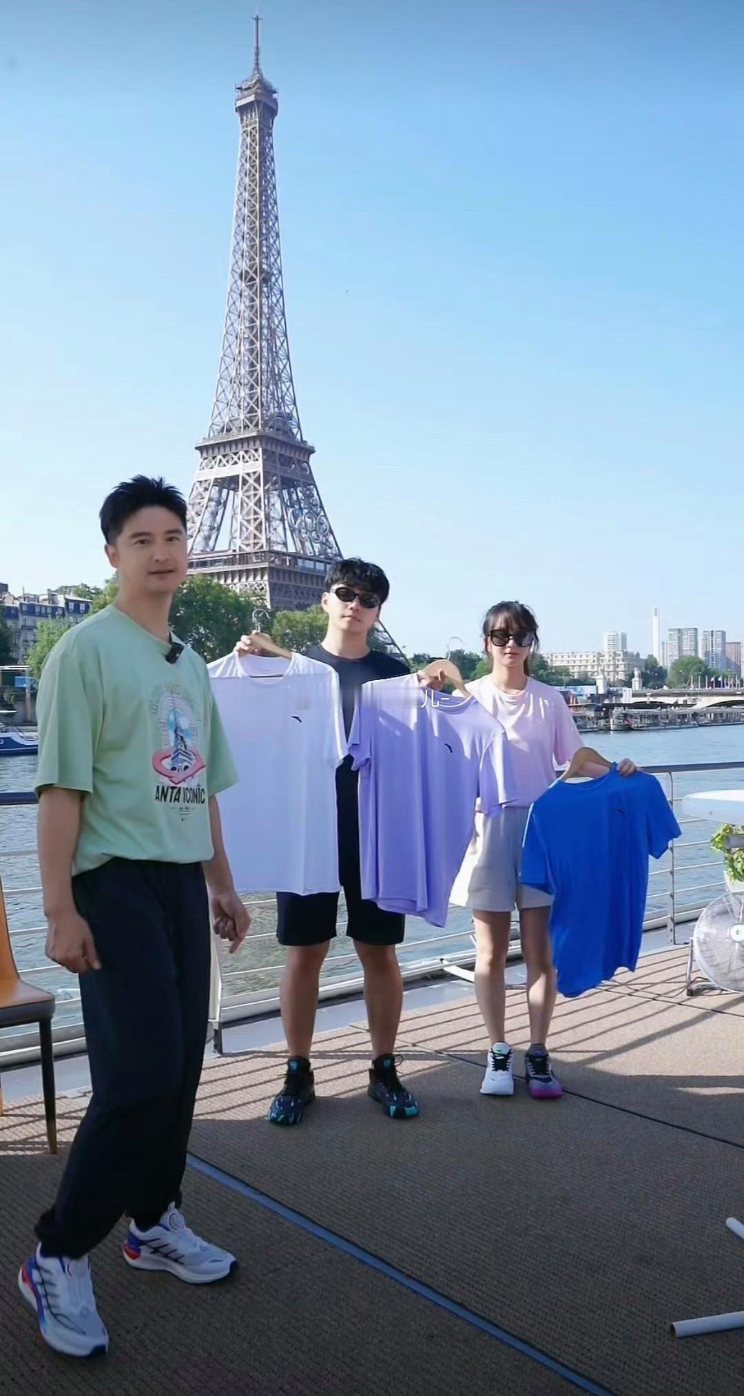 田亮真会赚钱，去看个奥运会居然在巴黎铁塔下直播卖货，不像郭晶晶己经当上裁判长了 