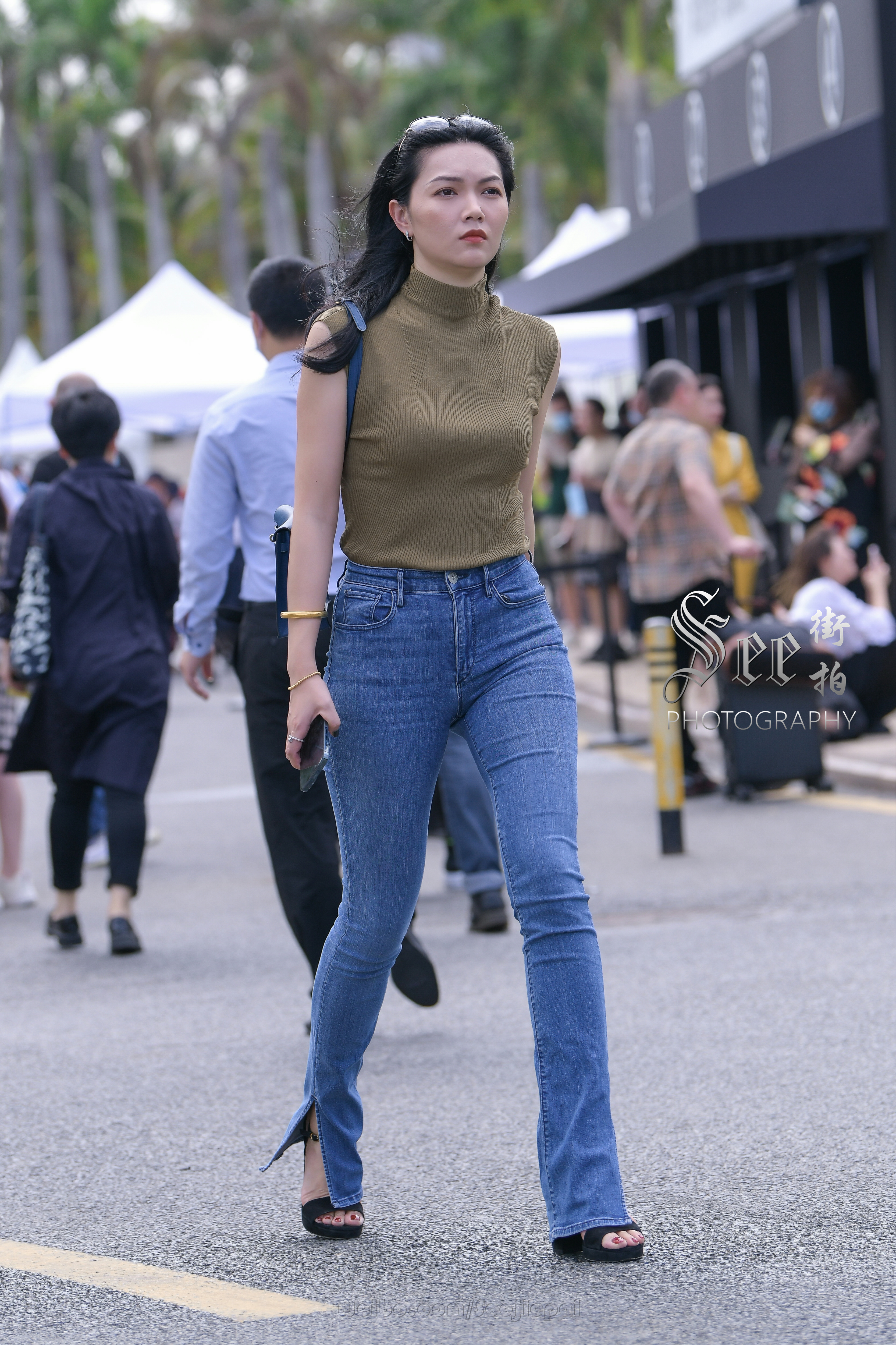 牛仔裤百搭减龄显身材~~ ​​​
