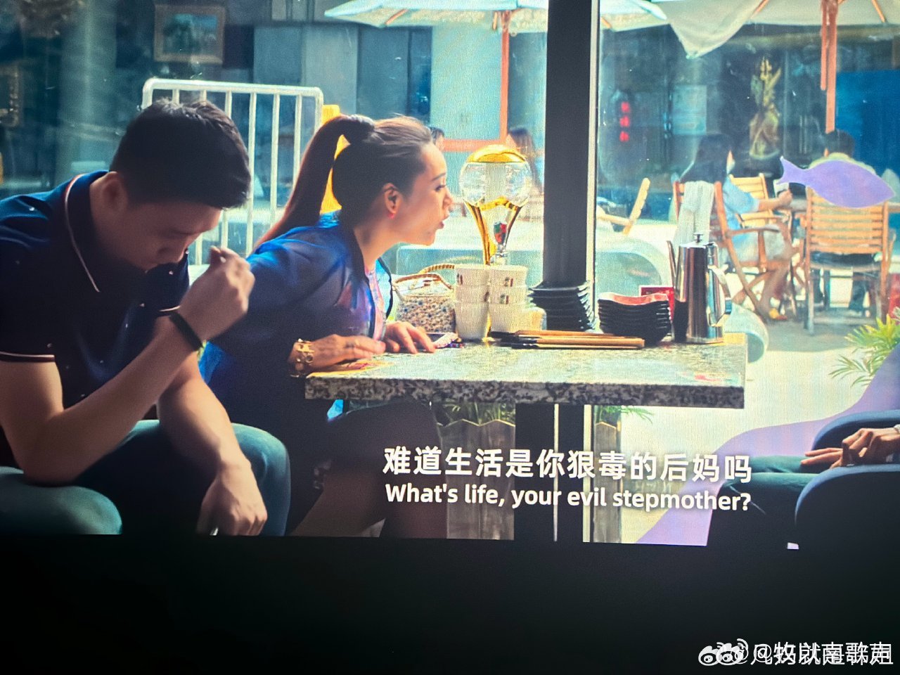 袁泉 影后演技 被《蜂蜜的针》里袁泉狠狠戳中！颠覆性演绎偏执致命女人，冷静又神经