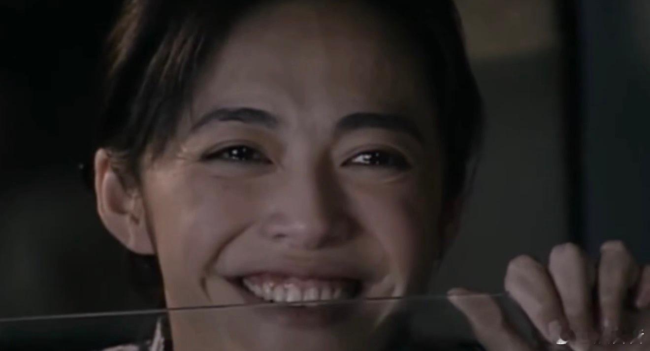 姚晨采访说接翠萍角色是赶鸭子上架这波也是惊讶到了，潜伏中让我们印象深刻的角色居然
