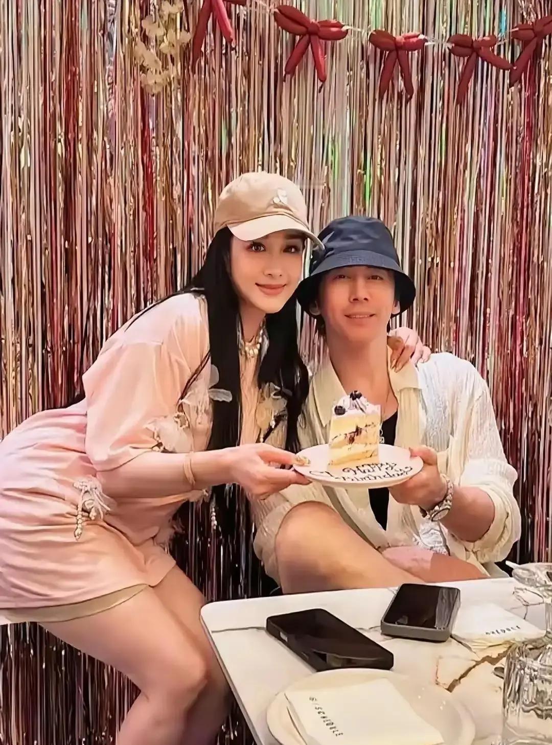 钟丽缇把三个孩子改姓张，他却用两个月把家底亏掉三成
她连姓都舍得改，张伦硕却拿安