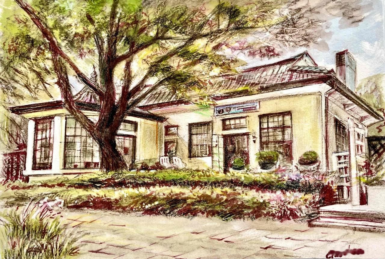 《复兴岛上的白庐》，位于复兴岛公园内，建于1930年代，最初是上海浚浦局为外籍高