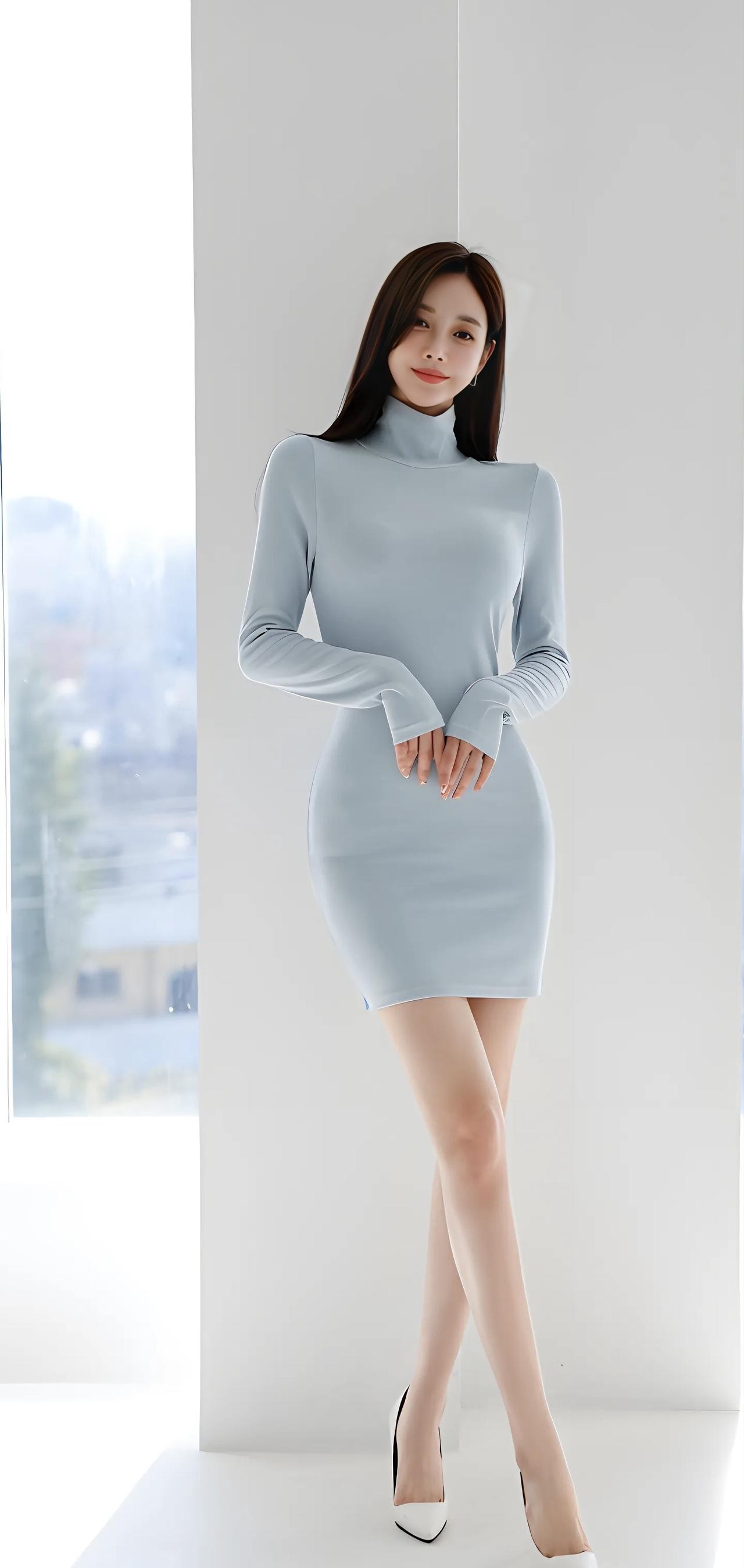优雅气质穿搭，浅蓝色连衣裙搭配高跟鞋，尽显女性魅力！
