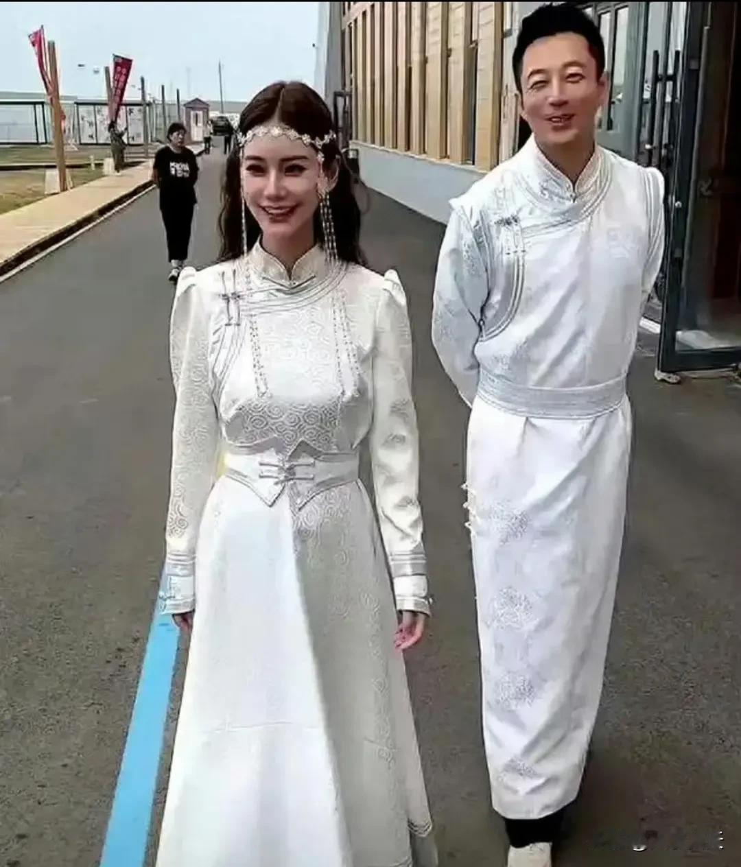 汪小菲儿子正面照曝光，因戴牙套显嘴凸，颜值被指不及父亲帅气 ​