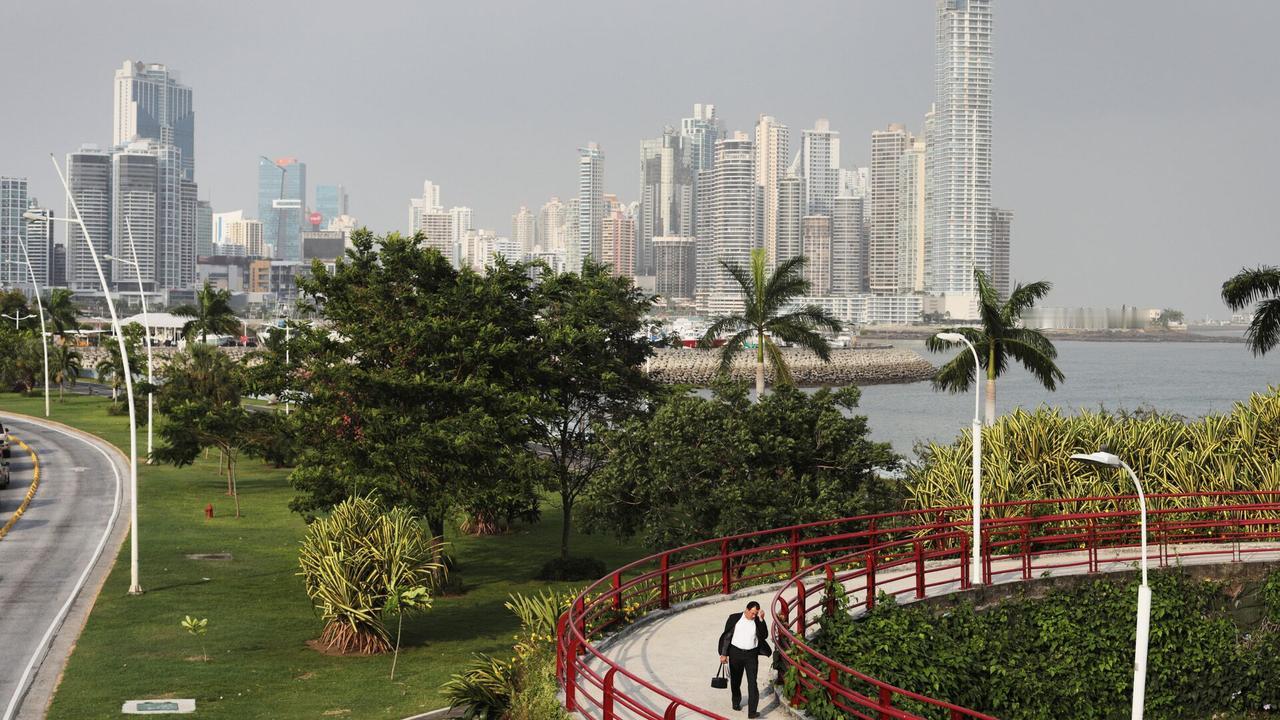 中国驻巴拿马大使馆发表严正声明，反对阿赖汉市政府强行拆除中巴公园及华人抵巴150