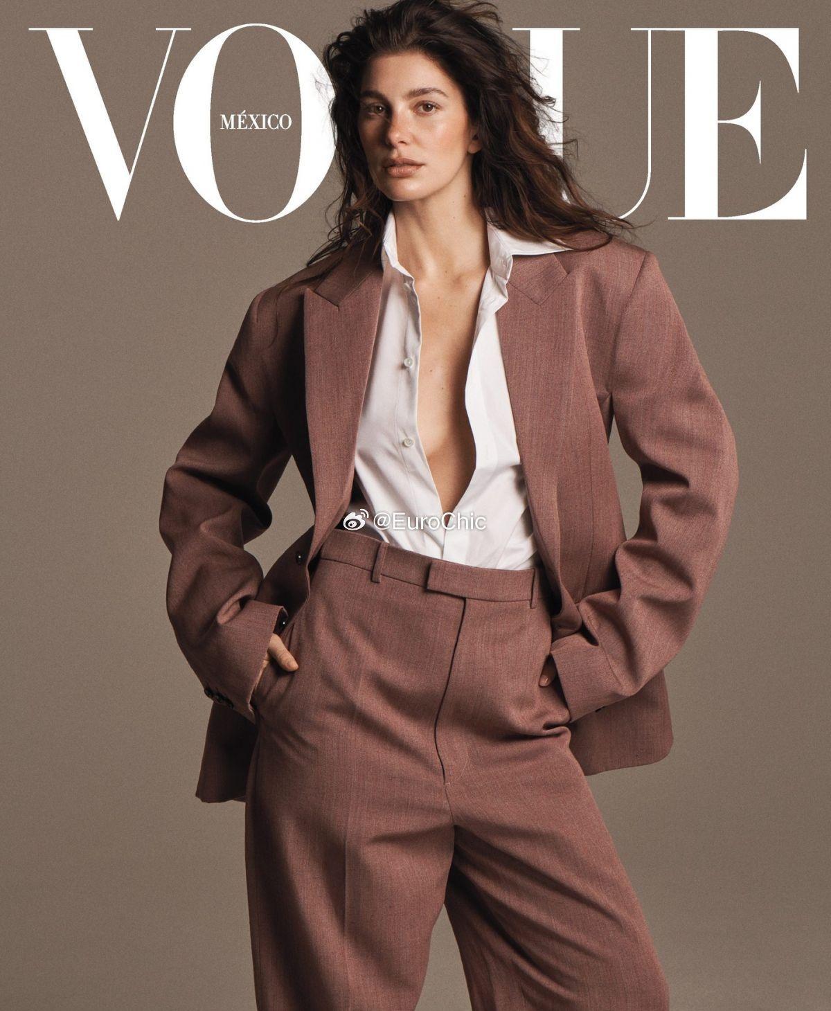 Camila Morrone 登上《Vogue》墨西哥及拉丁美洲版4月刊封面，这