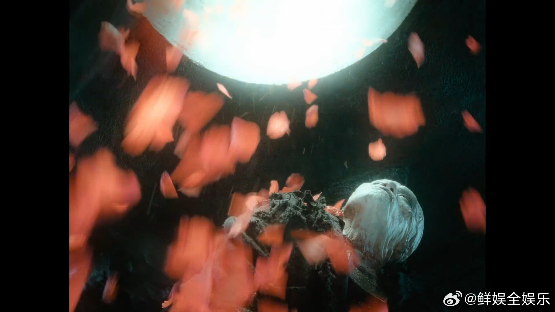 易烊千玺 我最狂野的是演了狂野时代《狂野时代》“视觉” 预告一出来，我满脑子：这