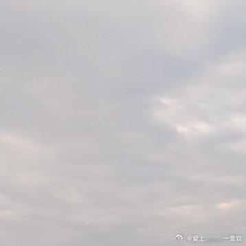 正能量[超话]  正能量  [心] 願我記得的你願你記得的我是最率真銘記愛的姿態