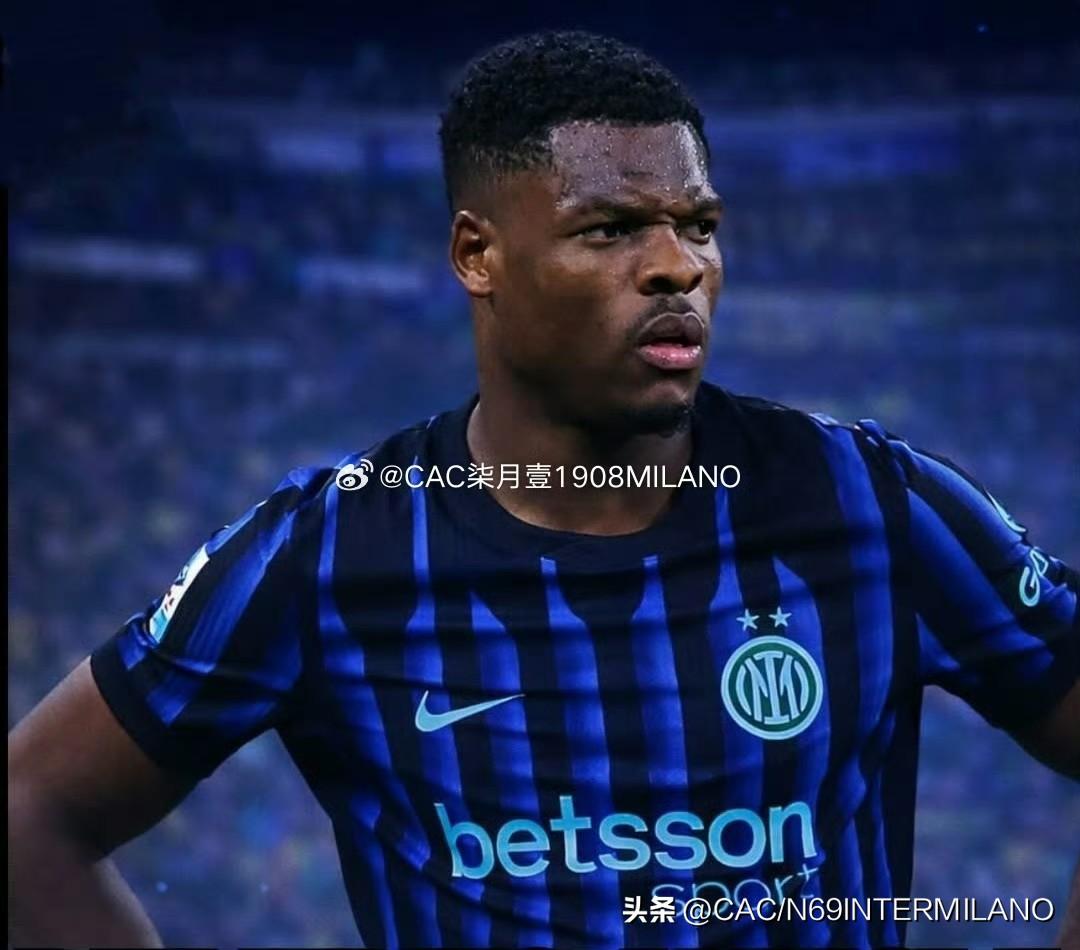 邓弗里斯本周末返回米兰城

会按计划进行恢复，但应该比当初预期的更早复出，或许在