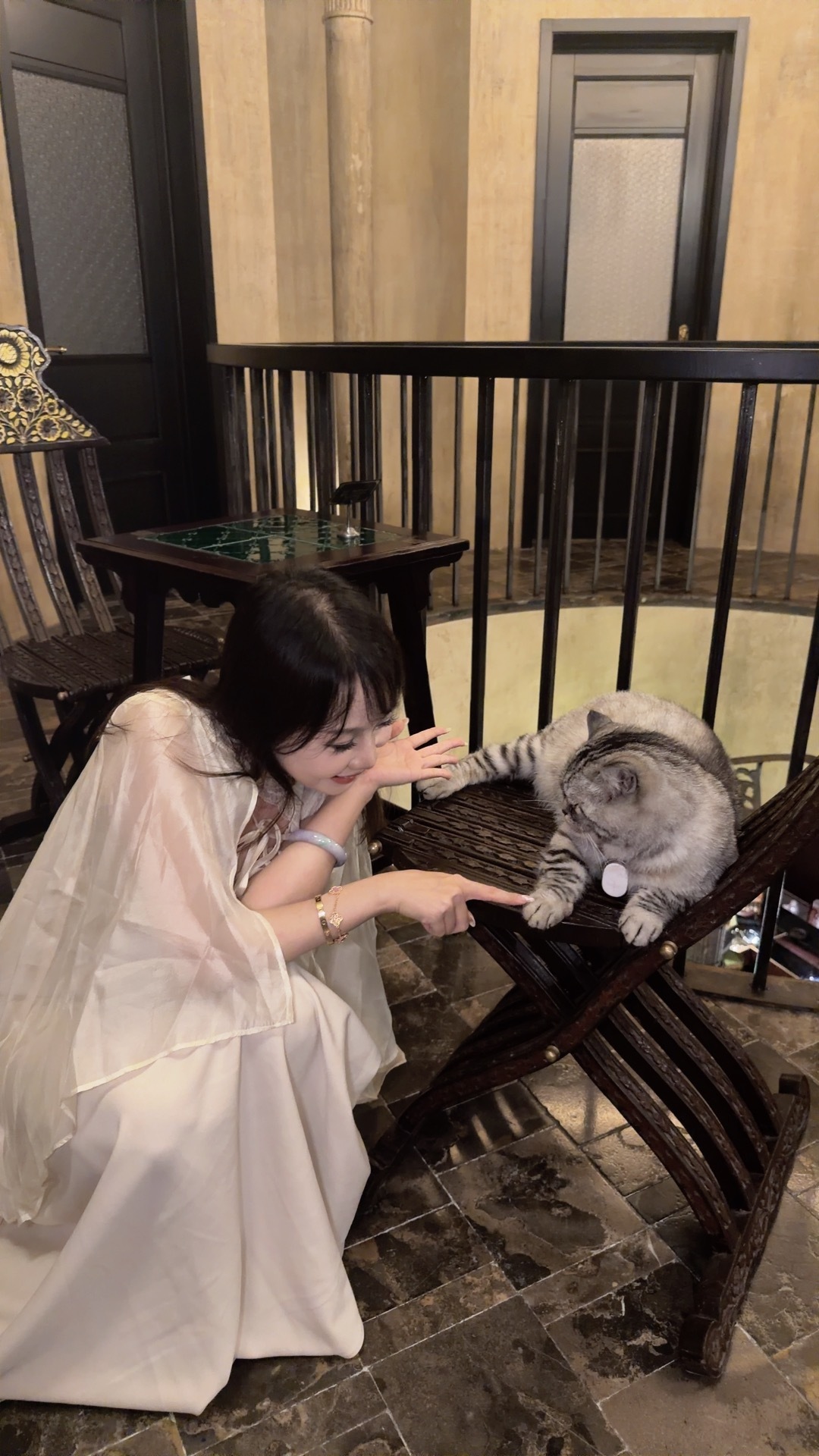 live记录美貌。我他妈真要钻研生发了 