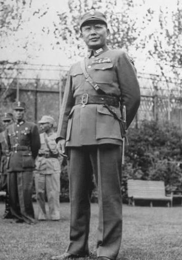 毛主席说了，谁投降都能谈，唯独你何应钦，绝对不行！

1949年4月23日，南京