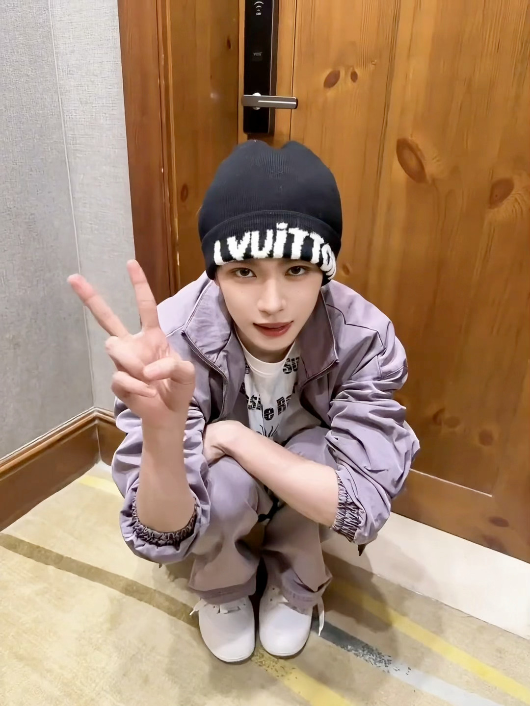 看着这组照片，好像真的参与了儿梓的日常…太可爱了！梓渝