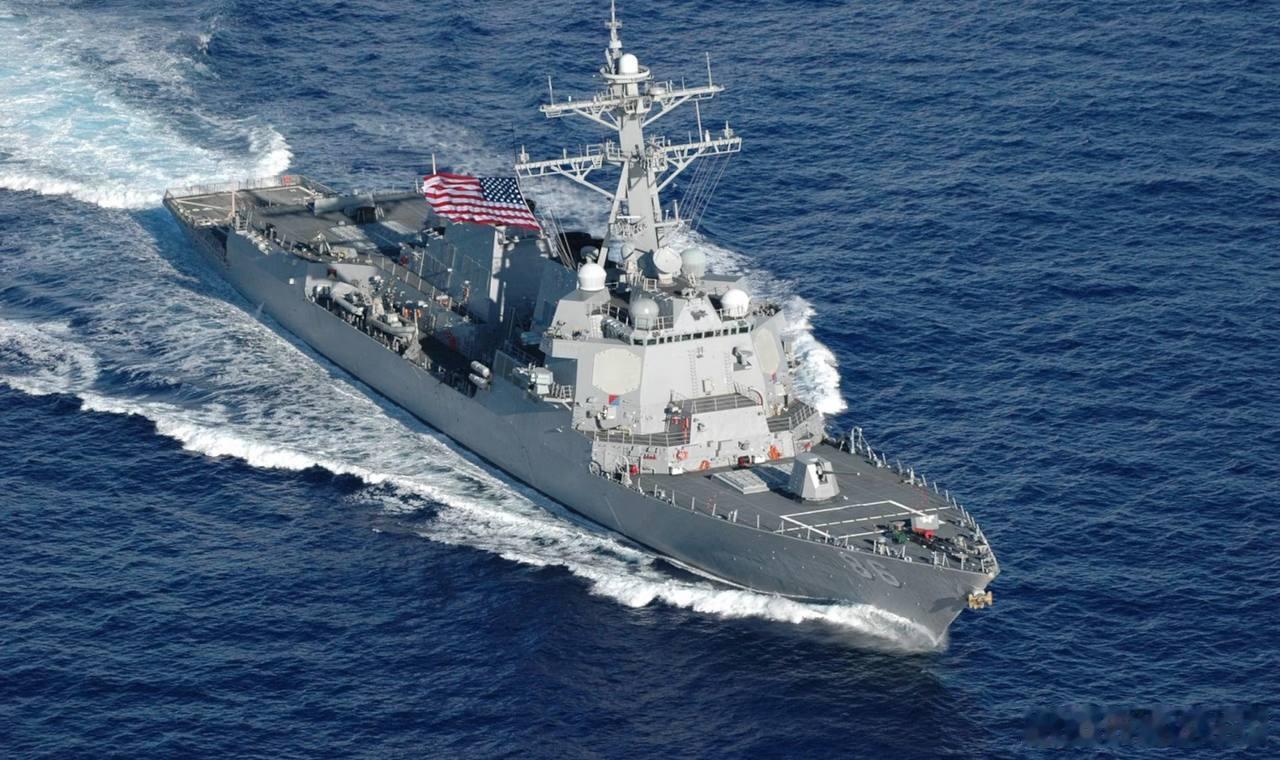 美国海军尼米兹级航空母舰“乔治·华盛顿”号昨日抵达中东司令部（CENTCOM）的