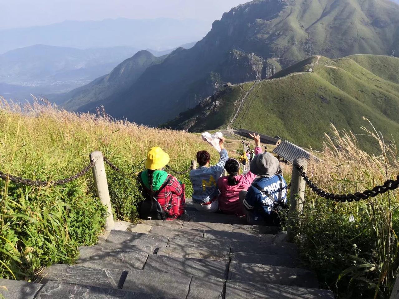 看《涉足荒野》电影有感
十多年前，我也曾加入背包客，作为户外小白的我，真的非常喜
