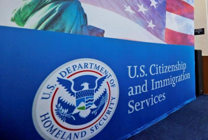 【美称“公民身份是一种特权”！暂停19国移民申请，让崇美派梦碎】在华盛顿的冬天还