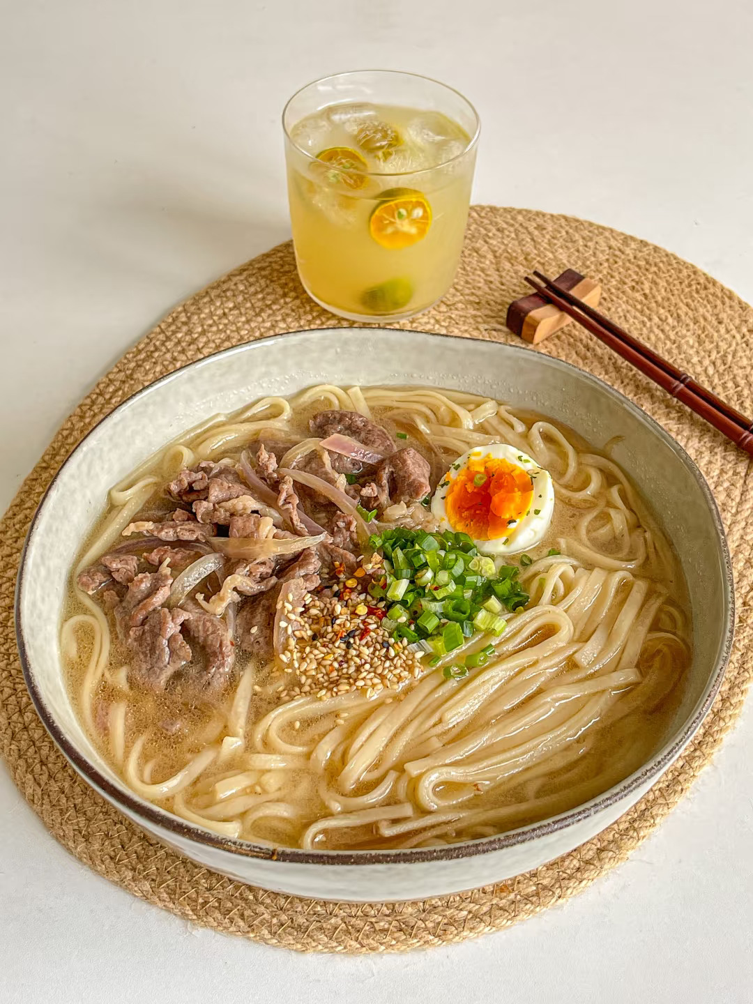 快手一人食🍽️日式葱烧牛肉面🍜雪梨汁🍐