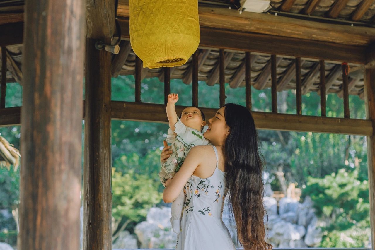 说带娃不累的妈妈，发现都有这个共同点👩