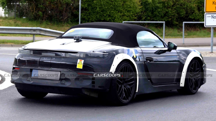 【奥迪 TT 纯电“续作”将基于保时捷 718 Boxster 打造，预期明年投