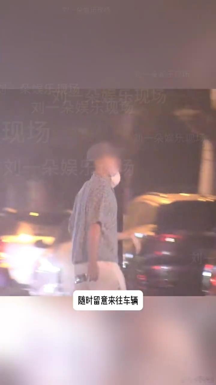 曝唐诗逸新恋情唐诗逸怎么又是你 曝唐诗逸新恋情okok 