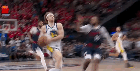 绝望！快船队关键时刻出现致命失误！

第四节最后50.4秒，快船队以117-12