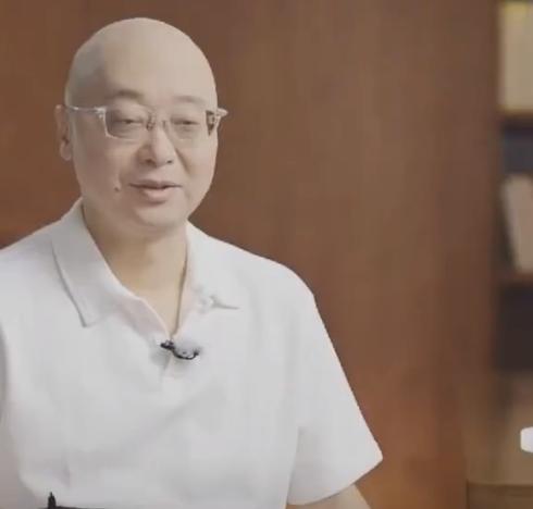 《再见爱人》五季以来再见最快的一对爱人就是邓莎和路行啊！

观众们才看了一集，这
