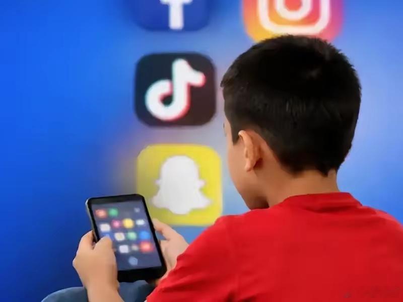 土耳其将禁止15岁以下人群用社媒不光是禁用，管控还做到了极致，所有社交平台都必须