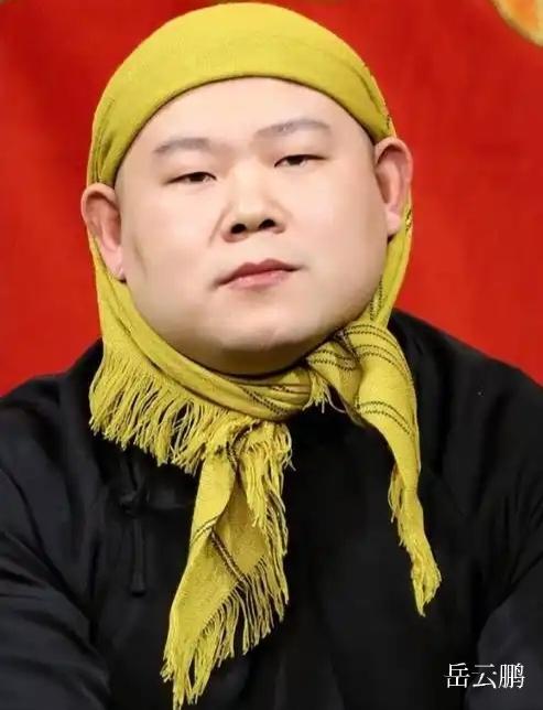 岳云鹏幽默更具层次感，憨态外形自带喜感，河南口音添烟火气，夸张表情与肢体动作鲜活