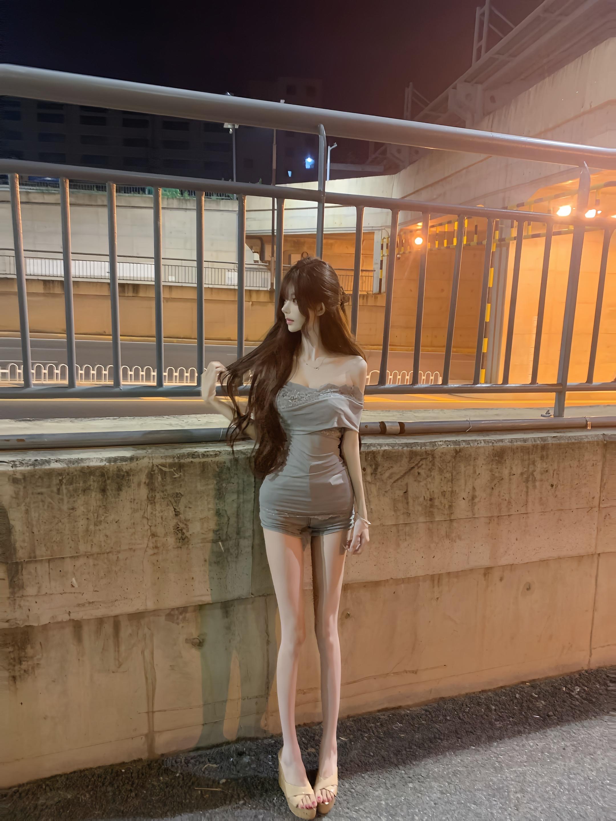 我那么努力在你生命中留下痕迹 到头才发现你我之间不过尔尔