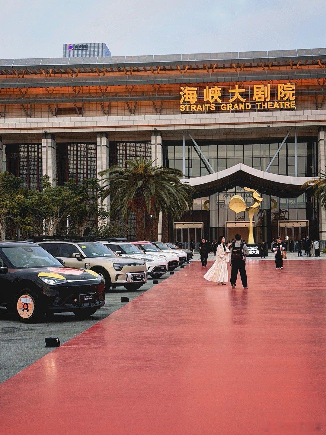 假装我的这台AMG—smart也来了现场今晚的smart times灵感大赏办在