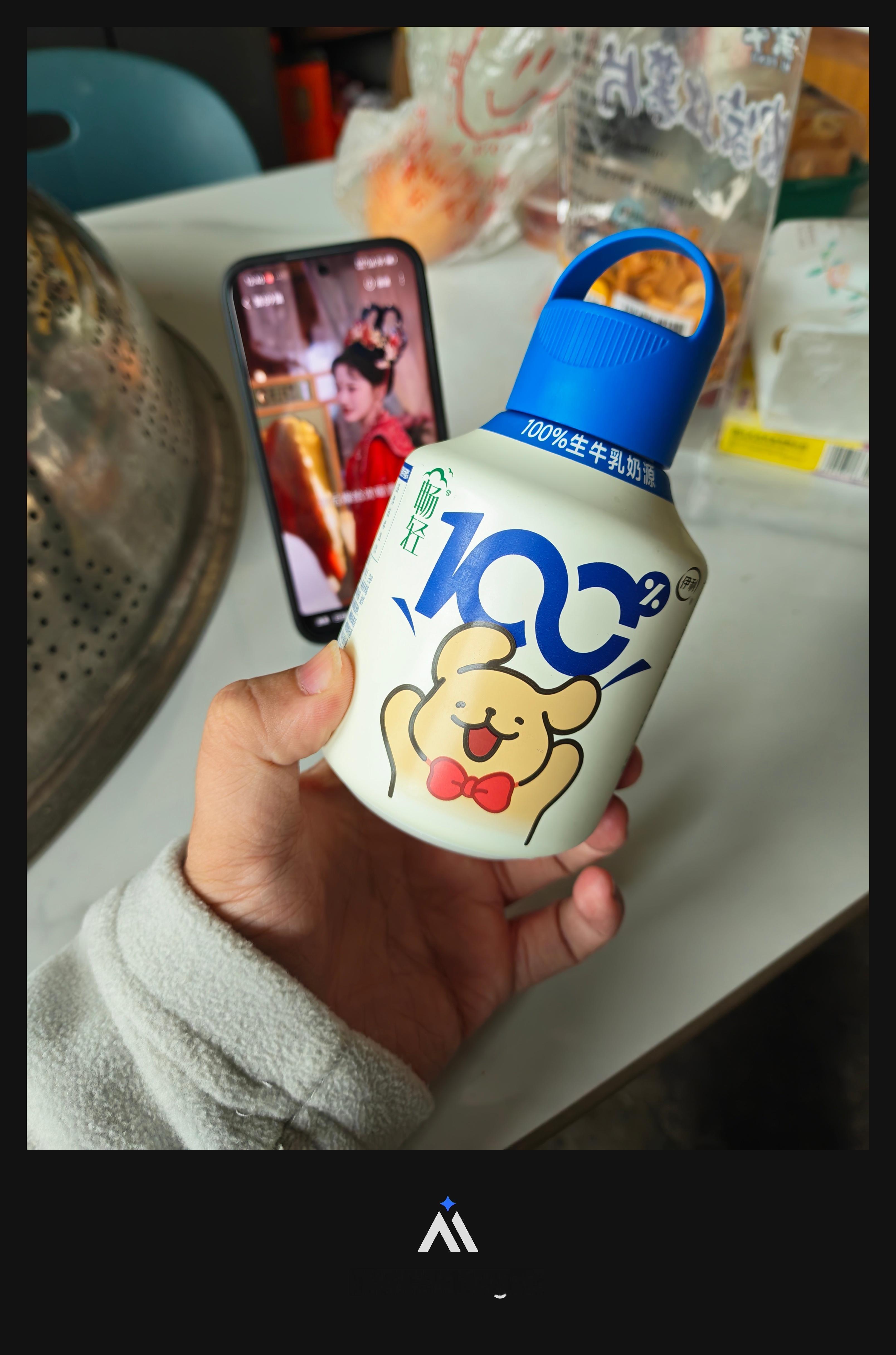 为包装又消费了一次线条小狗和畅轻联名的这个桶挺可爱