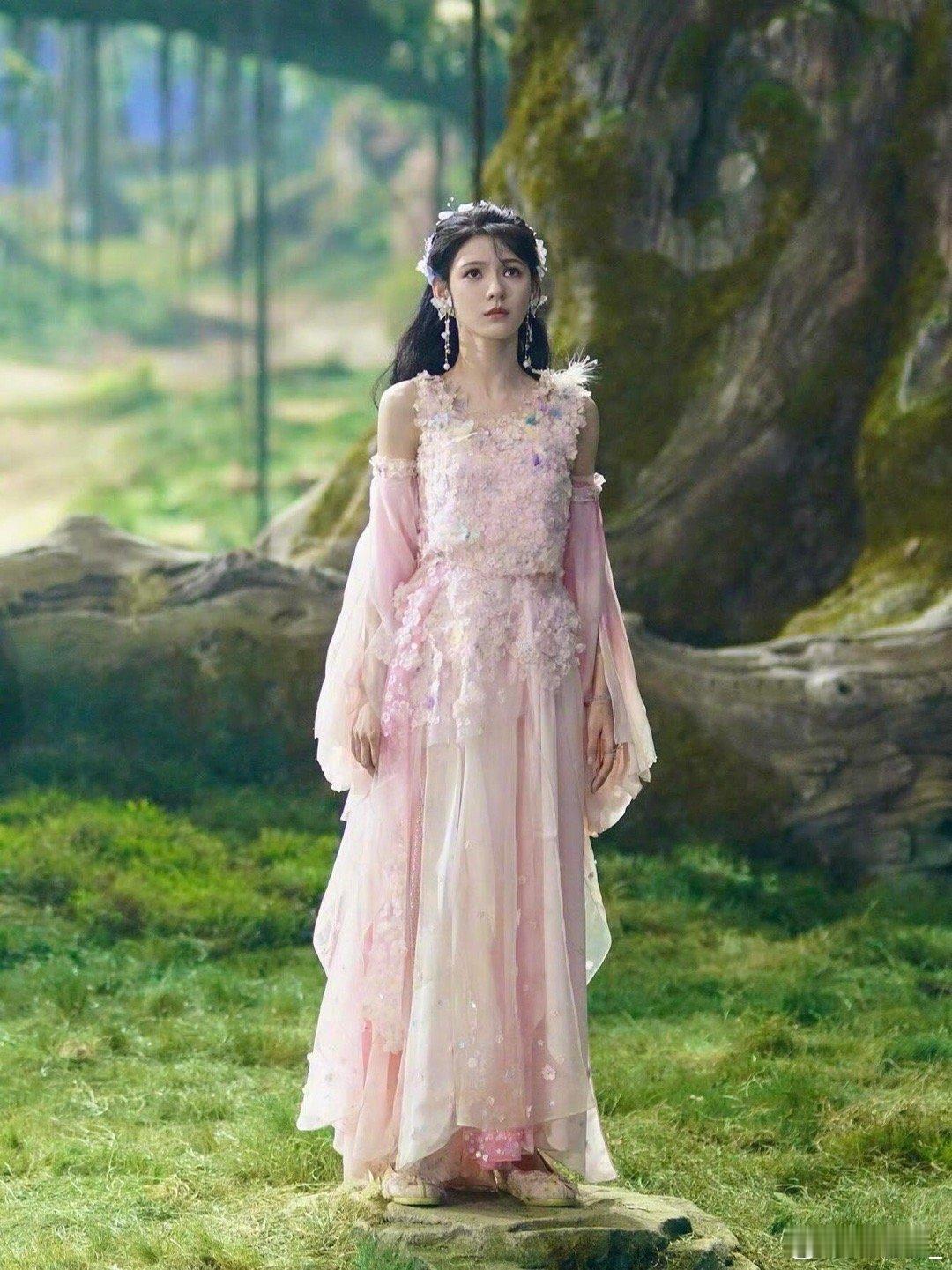 张予曦返场cos小舞我妈简直了啊啊啊啊 好美的吧 