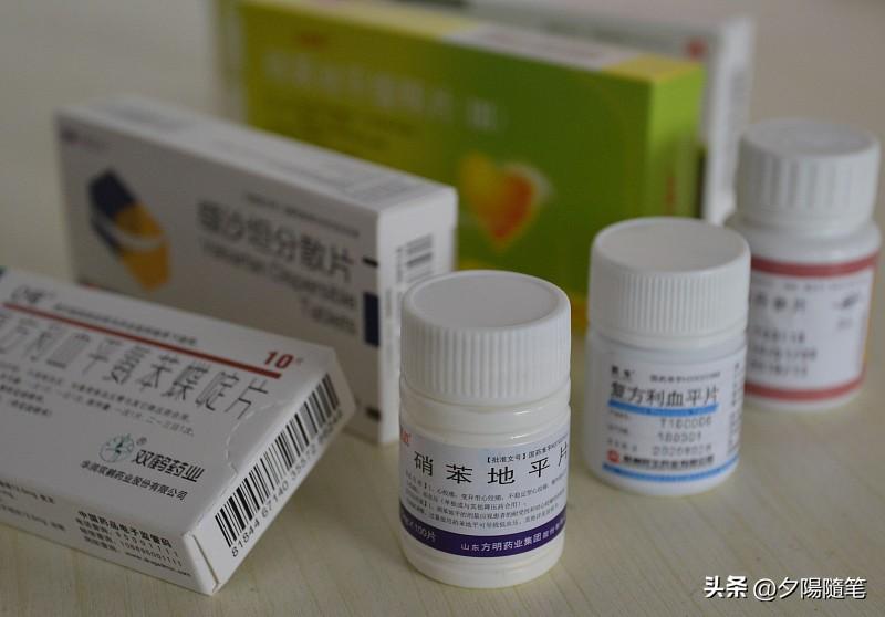 植物神经功能紊乱发作真的挺折磨人。这病主要是长期心理压力大，让自主神经系统乱套了
