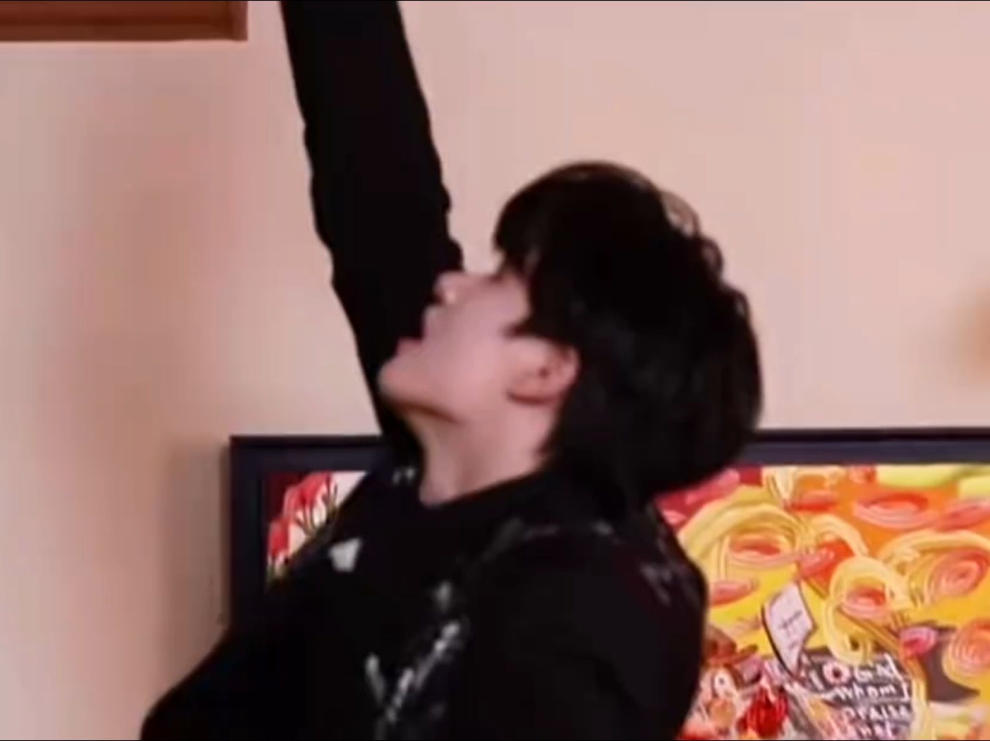 “我够不到~” 张极