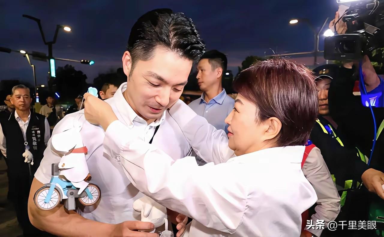卢秀燕邀请台北帅哥蒋万安市长，来台中看元宵节花灯明显是想拉高人气的蒋万安成为她争