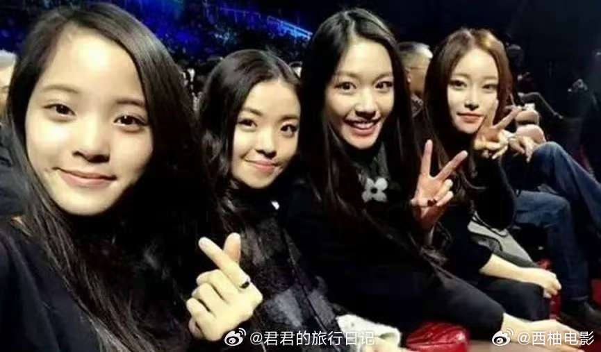 曝欧阳娜娜刚来内地时是个香饽饽王文也綦美合想把欧阳娜娜纳入闺蜜团里綦美合 陈飞宇