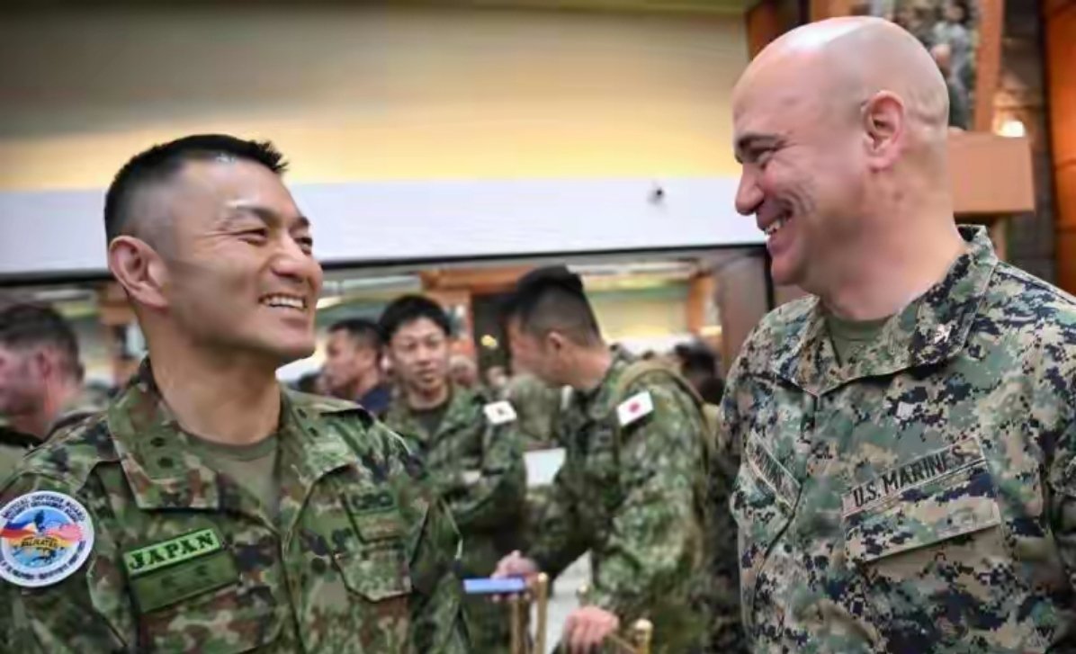 他们是没睡醒？菲律宾：曾经一个营能歼灭4个中国师，现在也行！ 