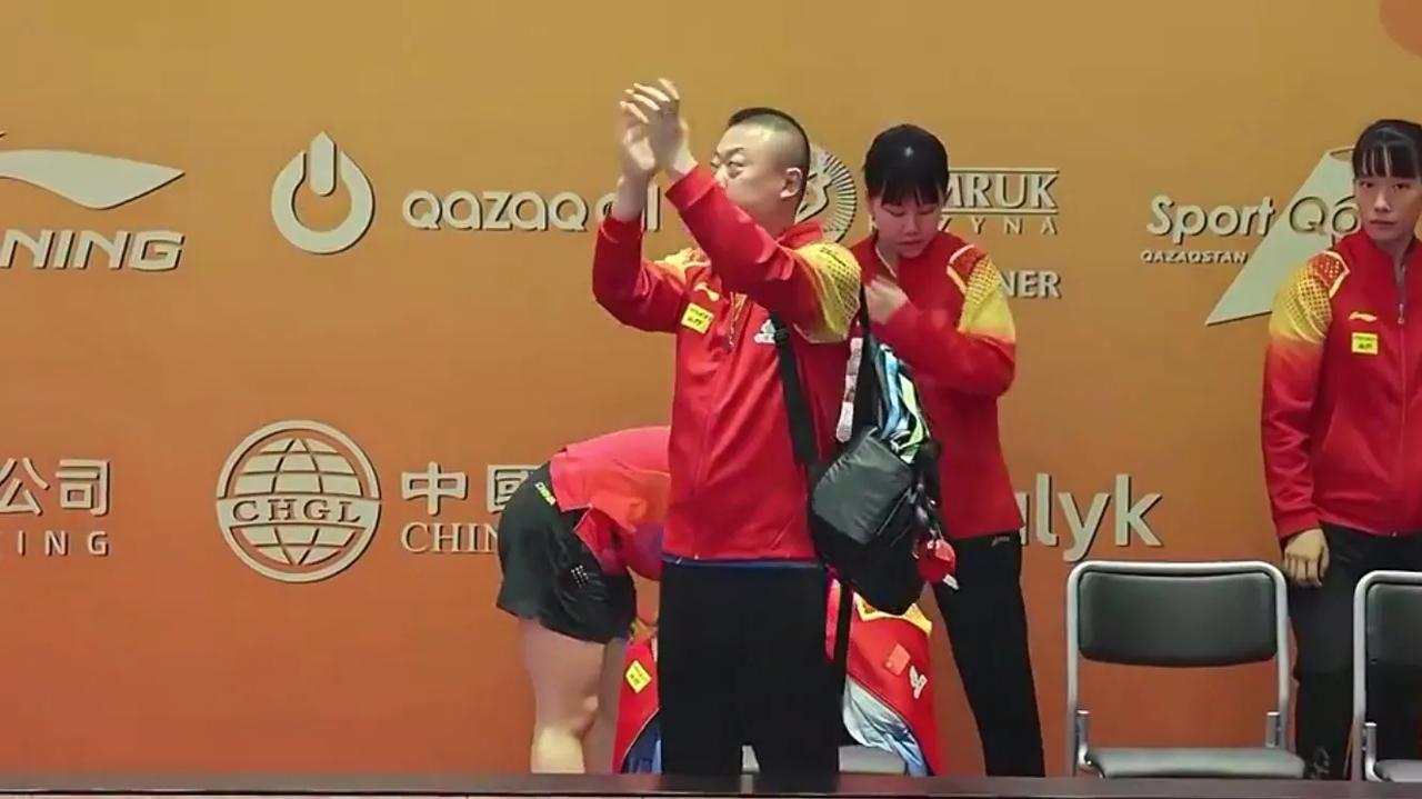 💥震惊！亚锦赛团体赛中国女团 1-3 不敌日本女团！💥赛后主教练马琳、队长孙