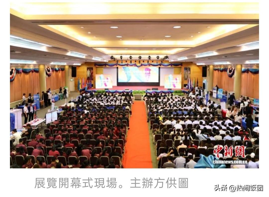 国内34所高校到泰国去招生，还有各种奖学金，中国到泰国去的留学生都是花高价才能进