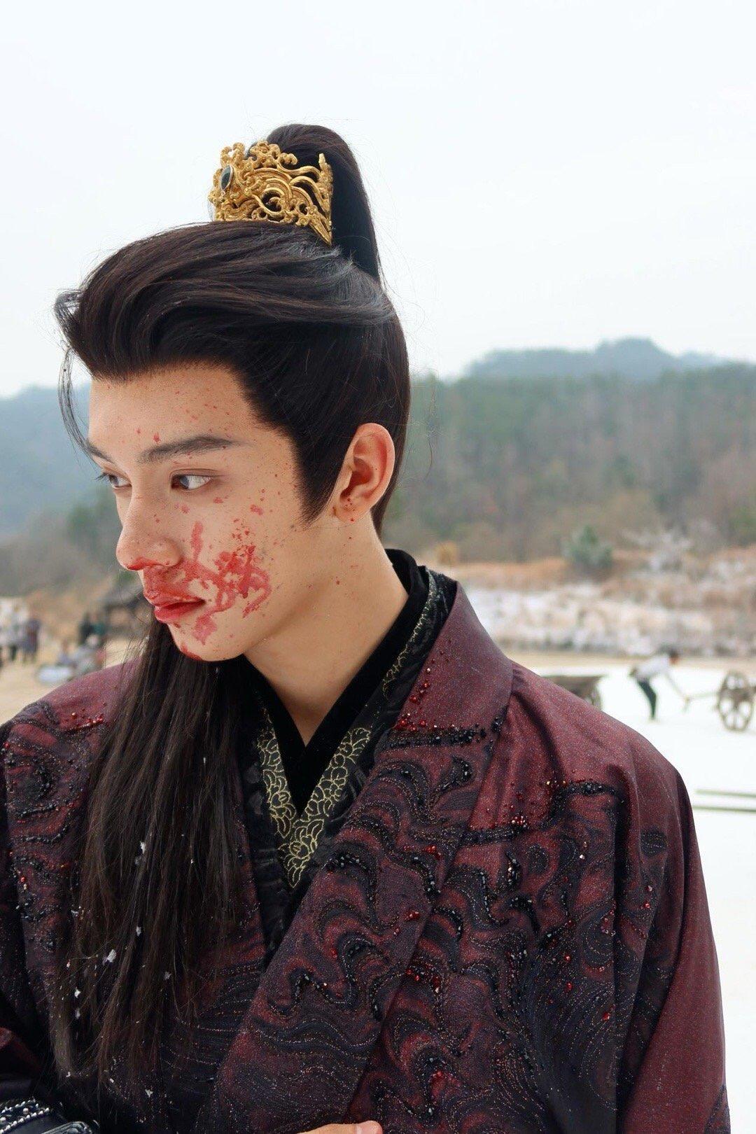 长信王养孩子简直是反面教材吧！大儿子养成了S，小儿子养成了M齐旻每天两眼一睁：找