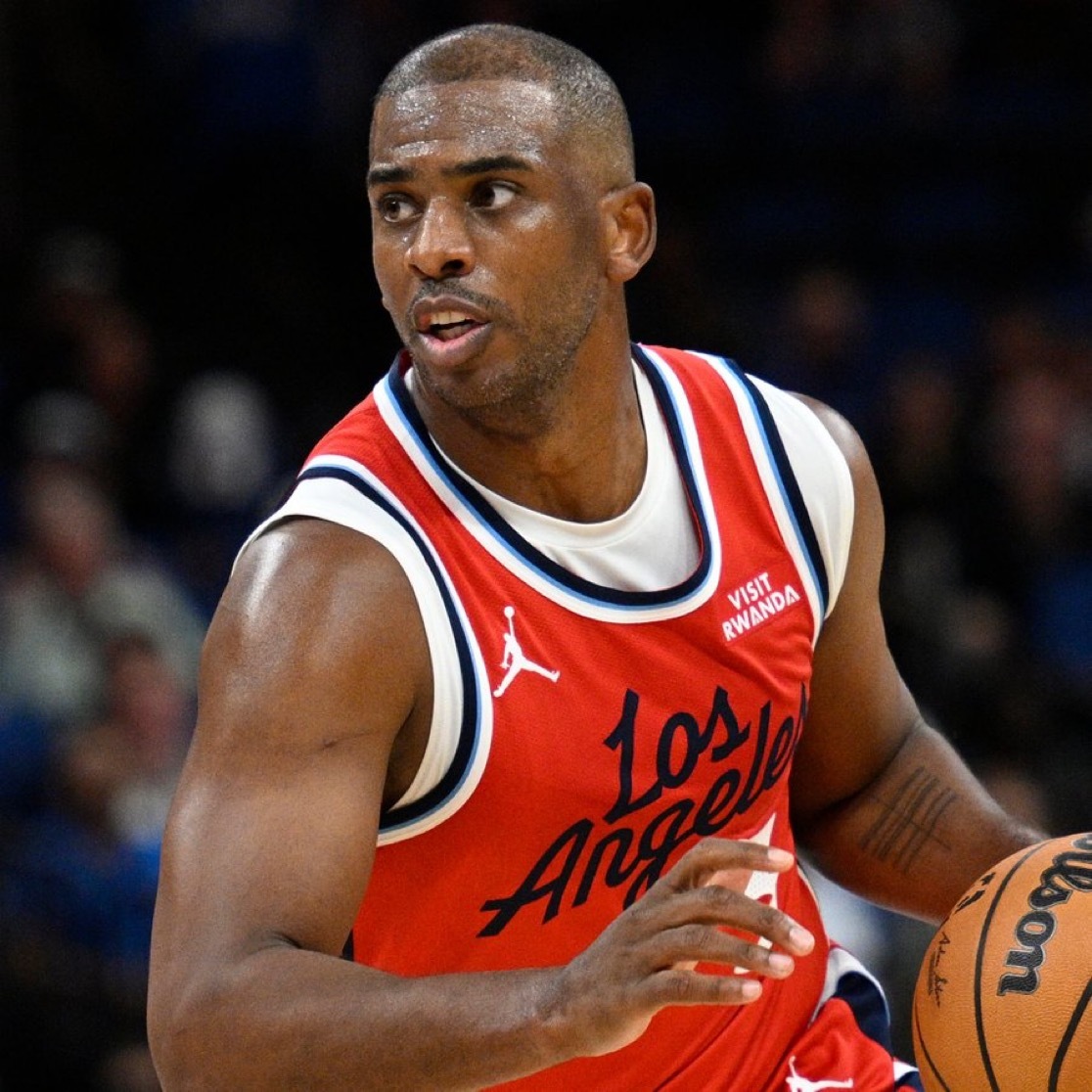 克里斯·保罗在社交媒体上宣布，他将在征战篮球21个赛季后正式退役。NBA历史上最