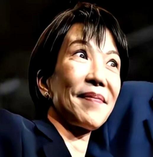 说真的，有时候我真觉得，有些人是不是忘了咱们家门口那个邻居，是谁在背后递刀子、使